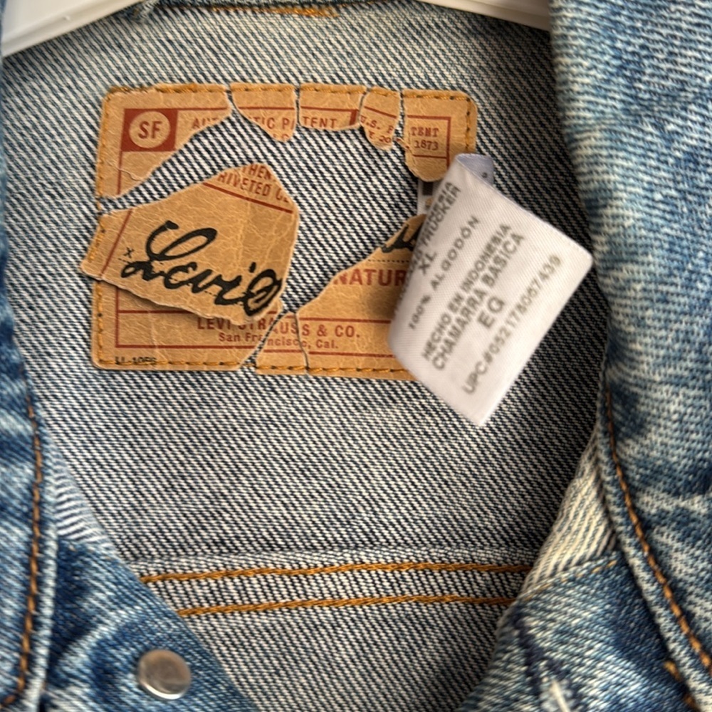 Levis Blue Vintage XL Wash Denim Jean Trucker Jacket women’s - Picture 4 of 8